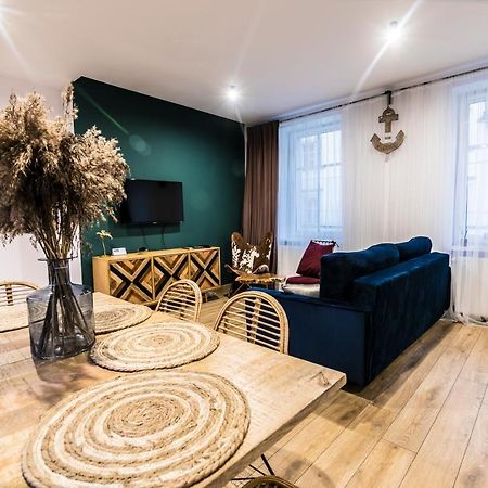 Ap Apartment'S Gdanska Wałbrzych Extérieur photo