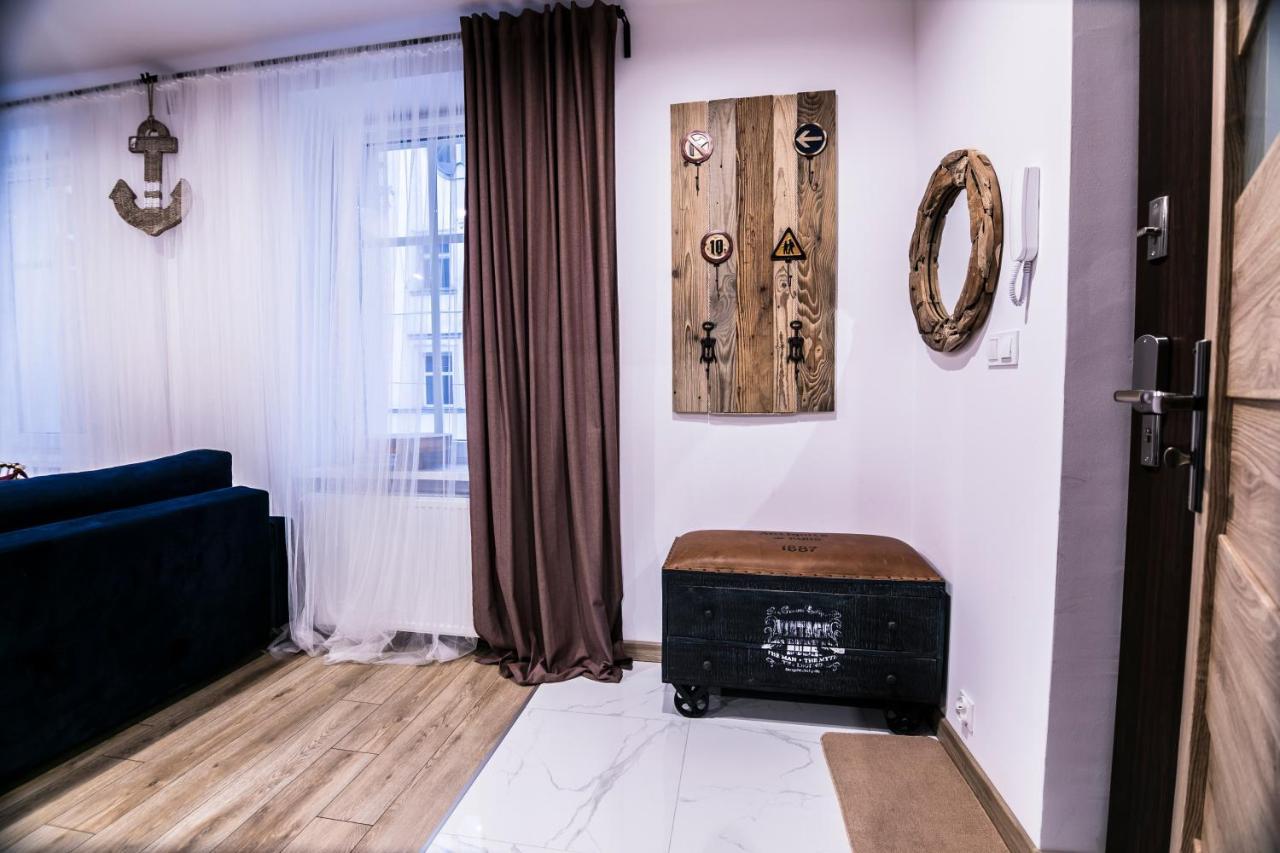 Ap Apartment'S Gdanska Wałbrzych Extérieur photo